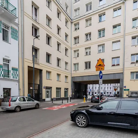Break Center Krucza Apartman