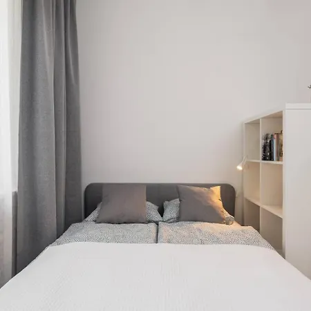 Apartment Break Krucza Warschau